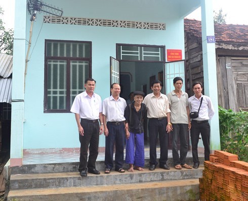 Communal fund builds houses for the poor - ảnh 1